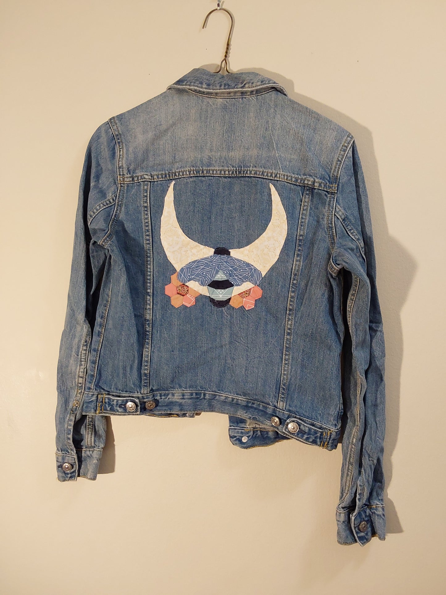 Denim Jacket - Bee, Blue